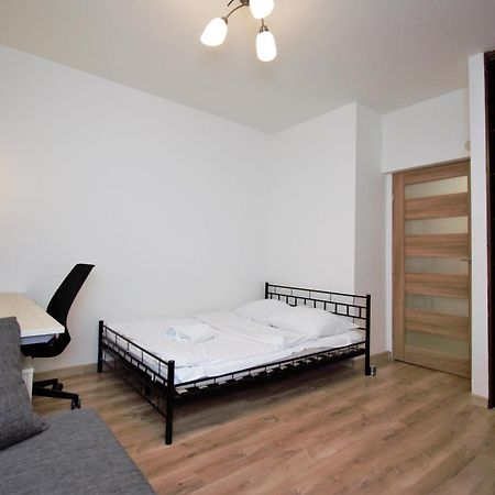 Roomspoznan Pl - Ogrodowa 9 - 24H Self Check-In المظهر الخارجي الصورة