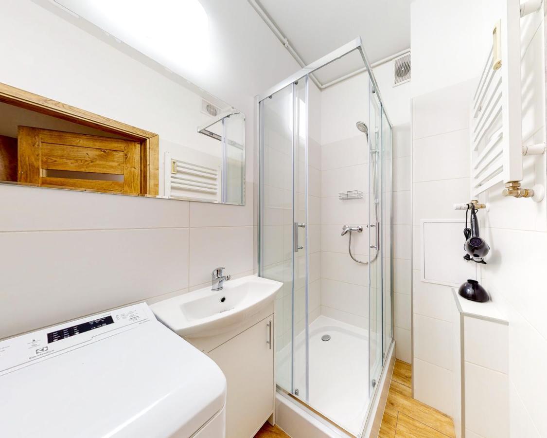 Roomspoznan Pl - Ogrodowa 9 - 24H Self Check-In المظهر الخارجي الصورة